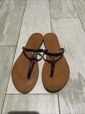 Tory Burch Black and Tan Leather T-strap Sandals with Gold Logo